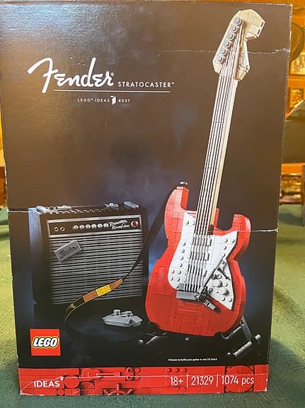 Lego Fender Stratocaster, Volvo Technic, Typrewriter, Lamborghini Sián Technic
