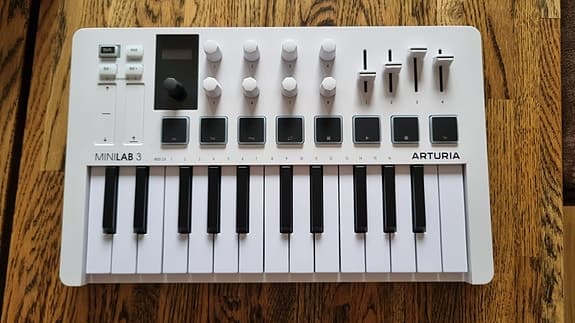 Arturia MiniLab 3 MIDI Keyboard (vit)