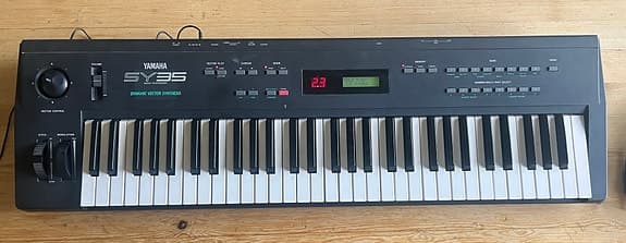 Yamaha SY35 synthesizer