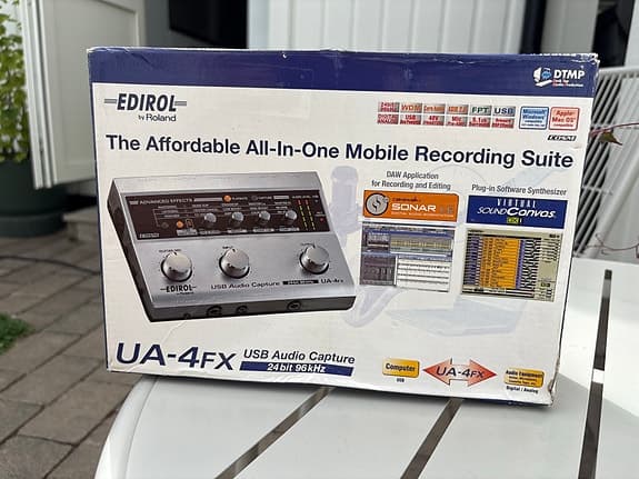 Edirol UA-4FX USB audio interface från Roland