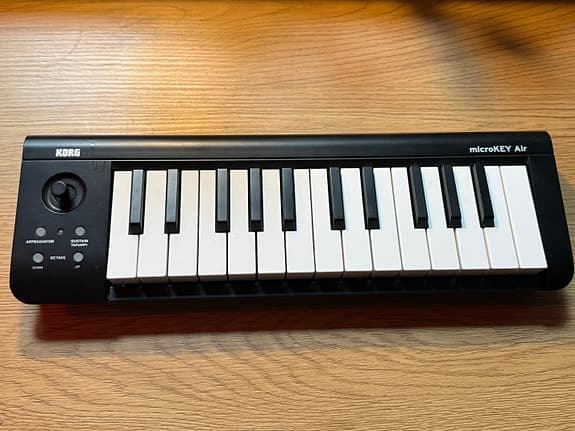 Korg microKEY Air 25 – trådlöst MIDI-keyboard