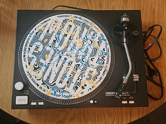 Reloop RP-4000M skivspelare
