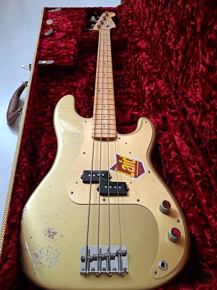 Fender AVRI 50s Precision bass Aztec gold 2022