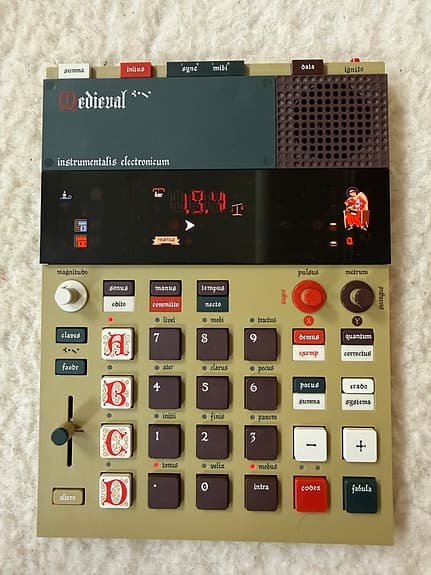 Teenage Engineering Medieval EP-1320 groovebox sampler