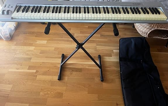 M-Audio Keystation 88es + stativ + väska