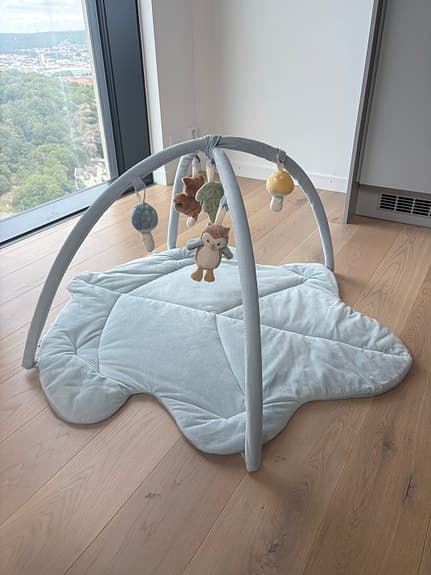 Little Dutch babygym lekmatta blå med hängande leksaker