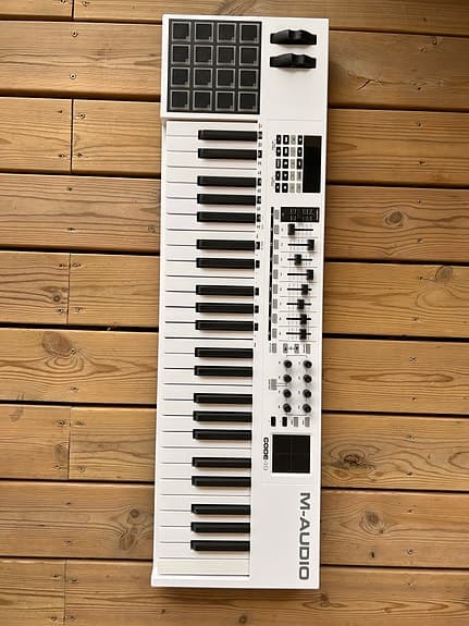 M-Audio code 49 MIDI-keyboard 49 tangenter vitt