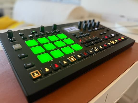 Elektron Analog Rytm MKII trummaskin svart