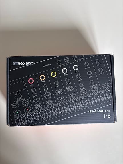 Roland T-8 Beat Machine trummaskin