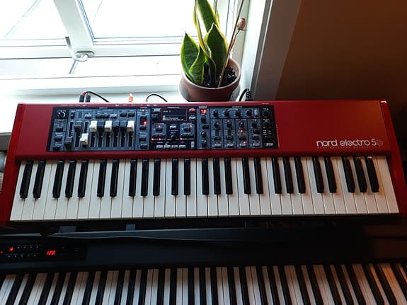 Nord Electro 5D 61