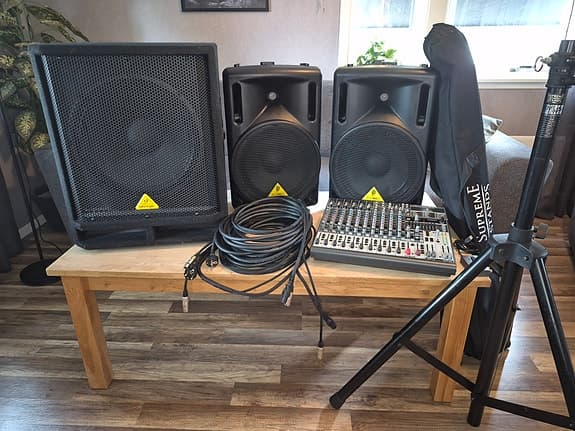 Komplett Behringer PA