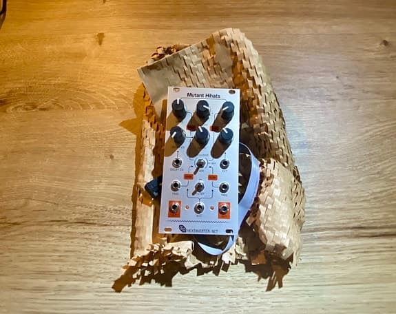 Hexinverter Mutant Hihats (Eurorack)