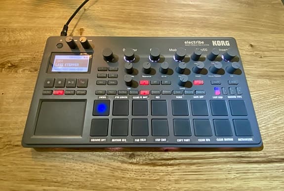 Korg Electribe 2 (Groovebox)