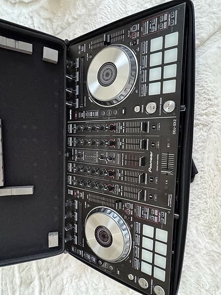 Pioneer DJ-controller DDJ- SX2 med case
