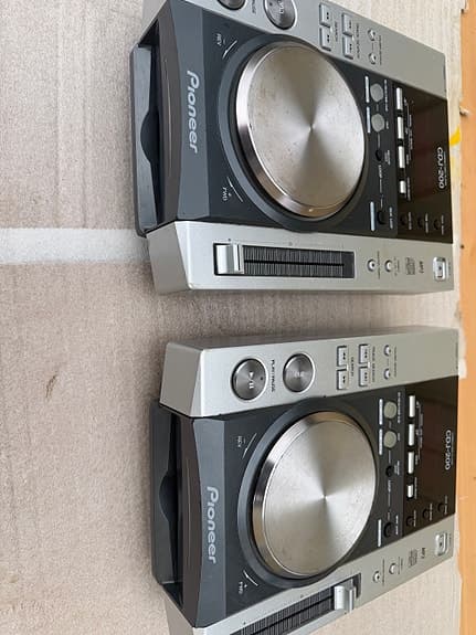 Pioneer CDJ-200