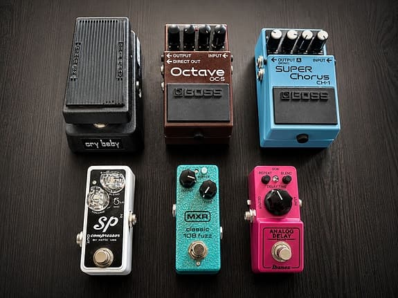 Gitarrpedaler/ Effektpedaler