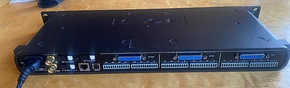 MOTU 24 ao analog interface ljudkort