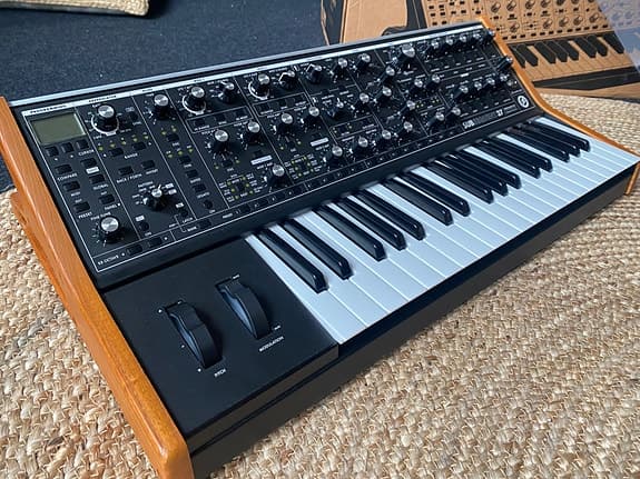 Moog Subsequent 37 analog synthesizer Sub-37