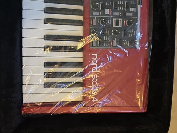 Nord Stage 4 HA88 Hammer Action 88-Key Digital Piano