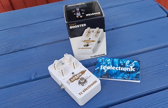 TC Electronic Spark Booster guitar bass effect pedal