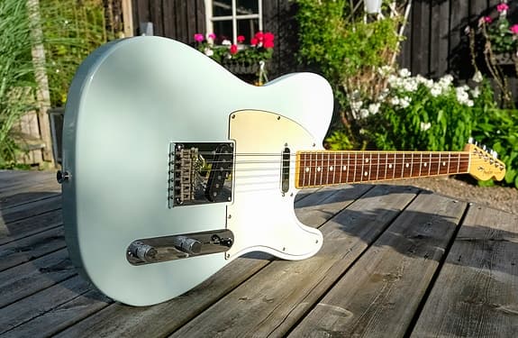 Fender Telecaster American standard Channelbound neck