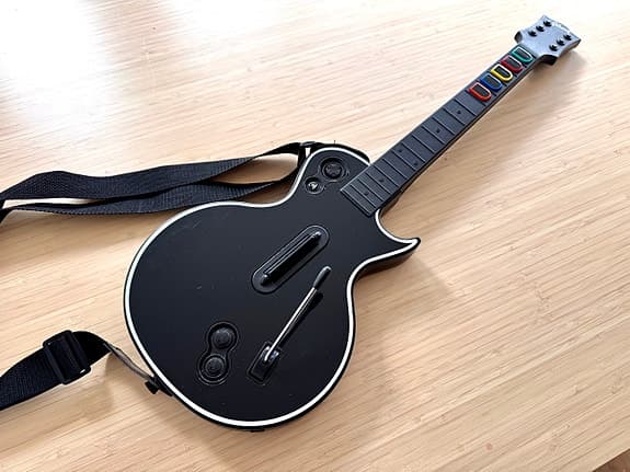 Guitar Hero Les Paul gitarr - Kontroll för Guitar Hero (till Playstation 3)