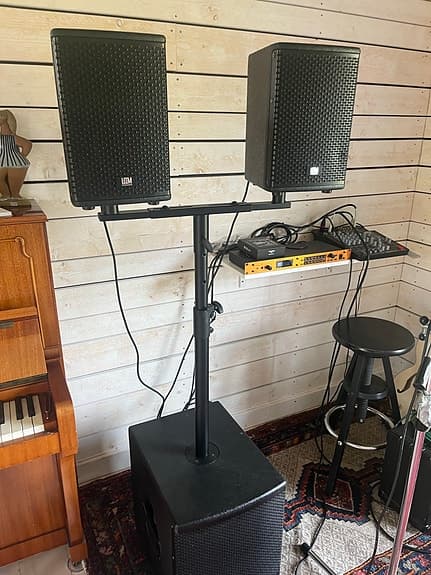United / LEM Pro Audio TW510A högtalarsystem med mixer