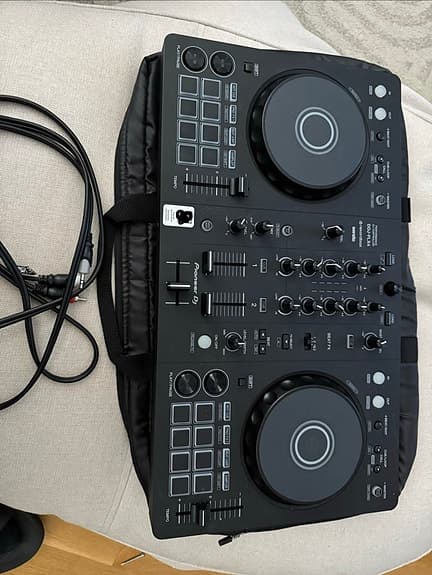 Pioneer DDJ-FLX4 DJ-controller