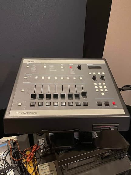 EMU ORIGINAL SP1200
