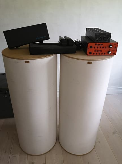 Hofa akustikmoduler med Warm Audio WA12 och Sennheiser mikrofoner
