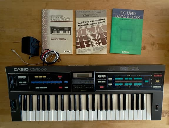 Casio CZ-1000 digital synthesizer