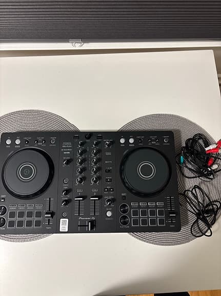 Pioneer DDJ-FLX4 DJ-controller svart