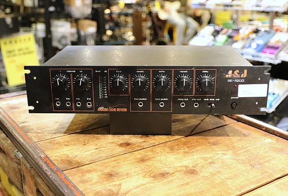 J&J Analog Echo Reverb