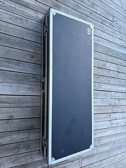 Road Runner flightcase svart - professionellt pianocase
