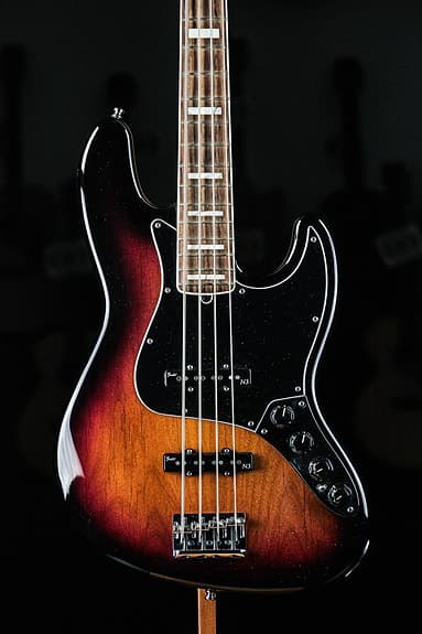 2013 Fender American Deluxe Jazz Bass 3-color sunburst