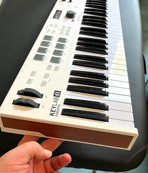 Arturia KeyLab Essential 61 – mycket bra MIDI-keyboard