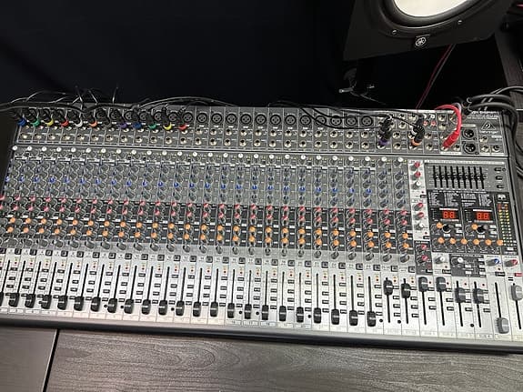 Behringer Eurodesk SX3242FX mixerbord