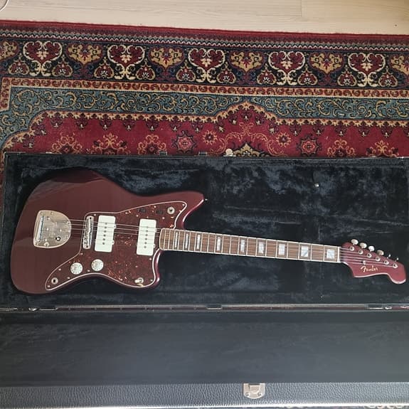 Fender Jazzmaster Oxblood
