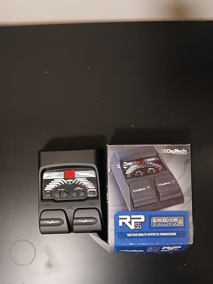 Digitech RP55 gitarr pedal med trum maskin / drum machine