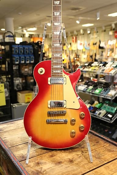 Gibson Les Paul Deluxe Sunburst från 1980