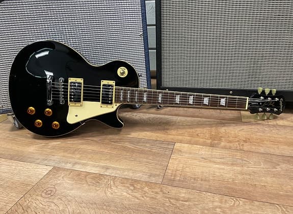 Epiphone Standard Les Paul Ebony -02