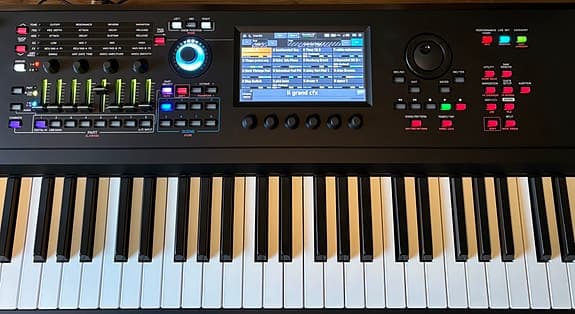 Yamaha MODX M8