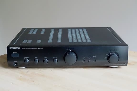 Kenwood stereoförstärkare KAF-1030 2x 50W, stereo amplifier black