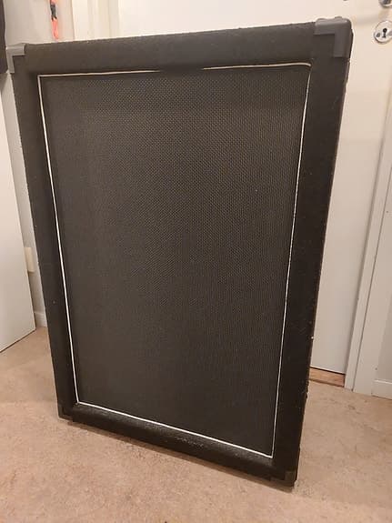 Guitar Speaker/Amplifier