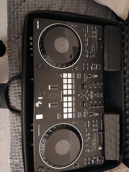 Pioneer DDJ-REV5 DJ-controller