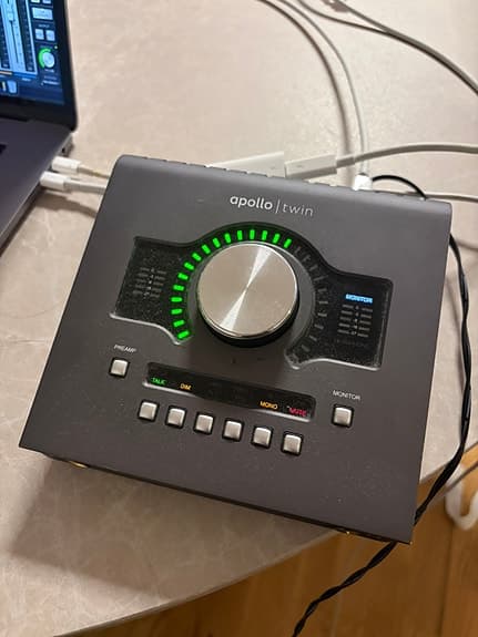 Apollo Twin (Grey)