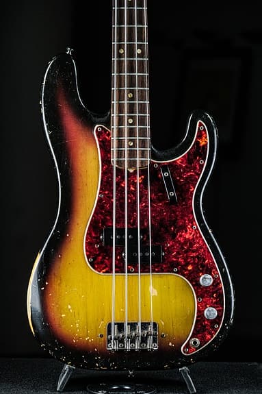 1967 Fender Precision Bass sunburst