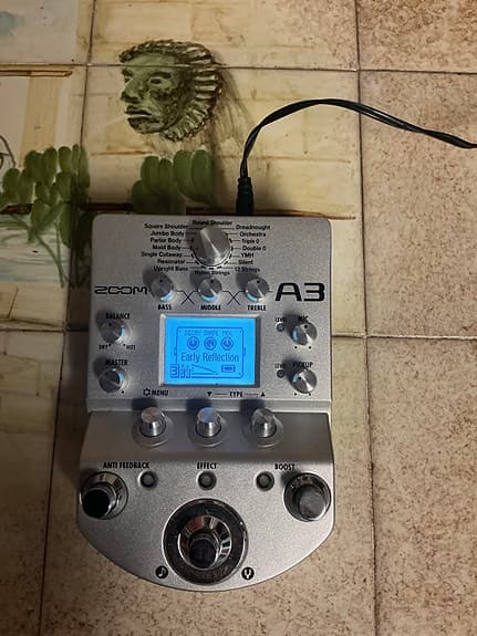 Zoom A3 – multieffekt och preamp för akustisk gitarr