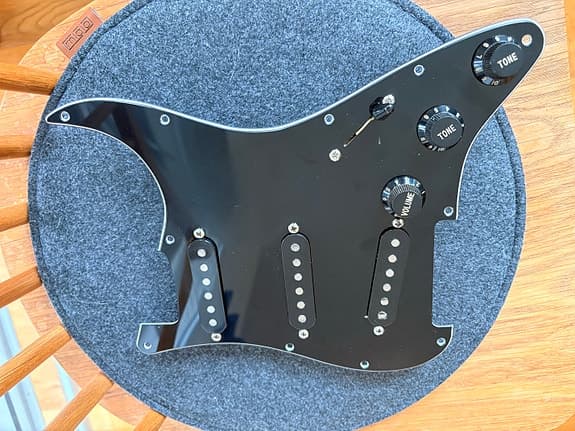 1991 Fender Stratocaster American standard mickar o plektrumskydd