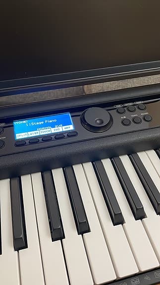 Casio CT-S400 digitalpiano med ställ, stol och pedal